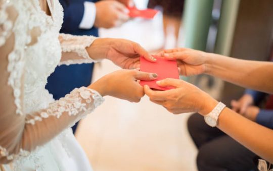 Pourquoi offrir un cadeau personnalisé à un mariage ?