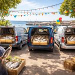 découvrez la livraison festive de morue fraîche directement chez vous grâce aux camionnettes citroën berlingo, peugeot partner et opel combo, alliant charme et praticité.